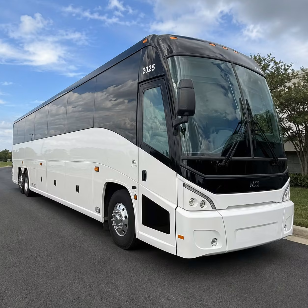 charter bus rentals for pitt county government events and agency meetings