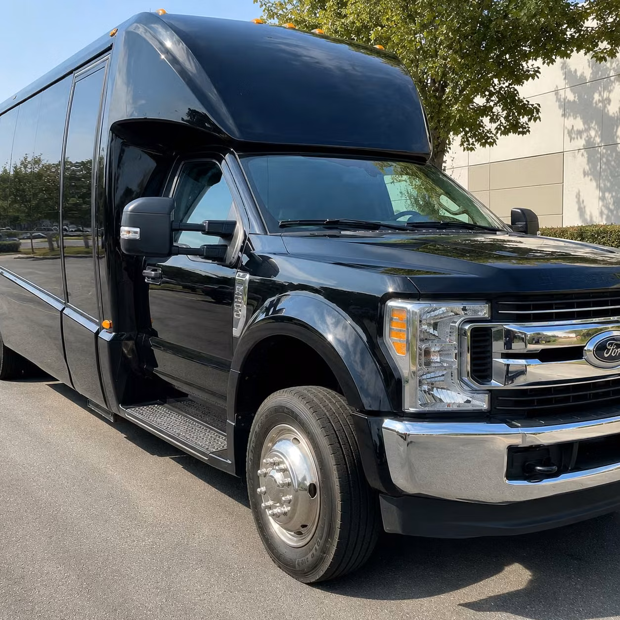 greenville 15 passenger minibus rental